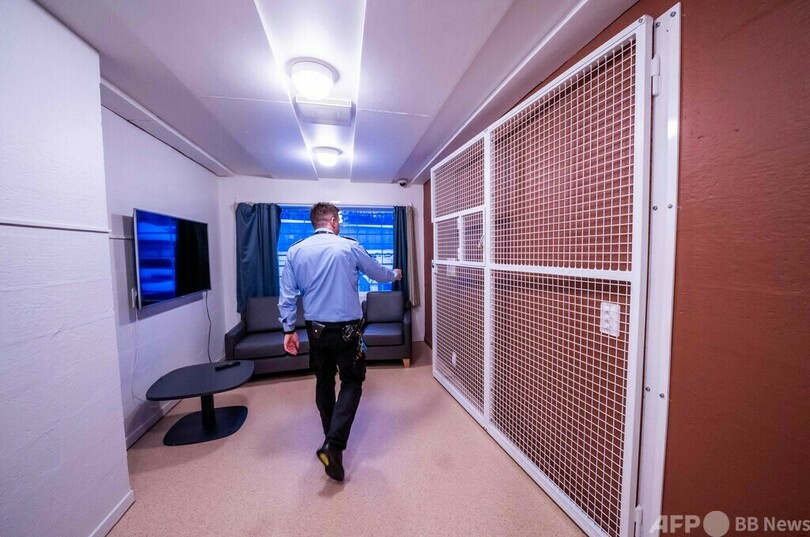 ノルウェー77人殺害犯が国提訴 過酷な収容環境で「自殺追い込み」