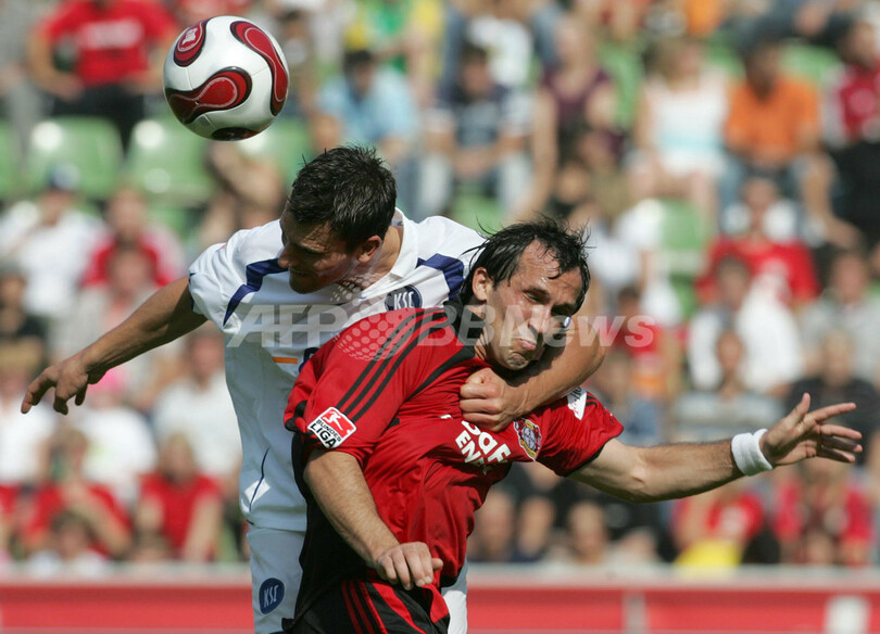 レバークーゼン カールスルーエに快勝しシーズン初勝利