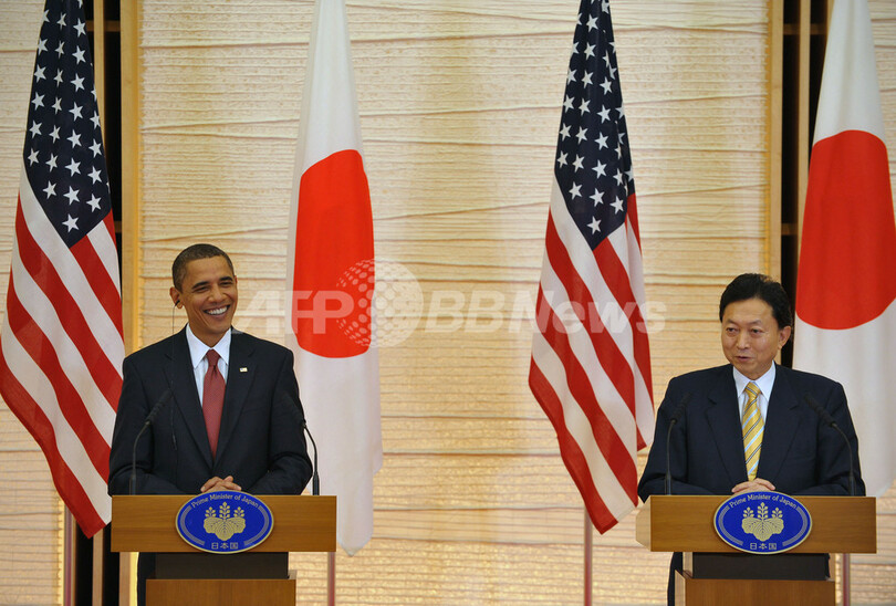 普天間問題の早期解決で一致、日米首脳が会見