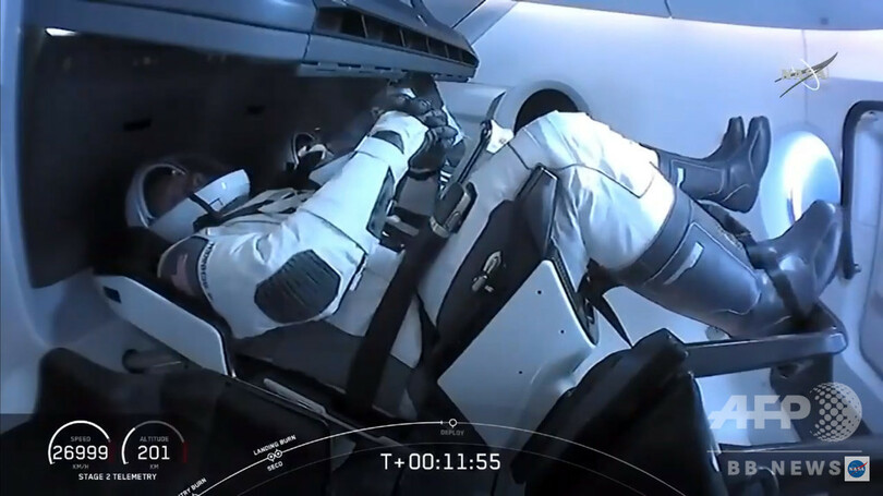 スペースX、有人宇宙船を打ち上げ 民間で初