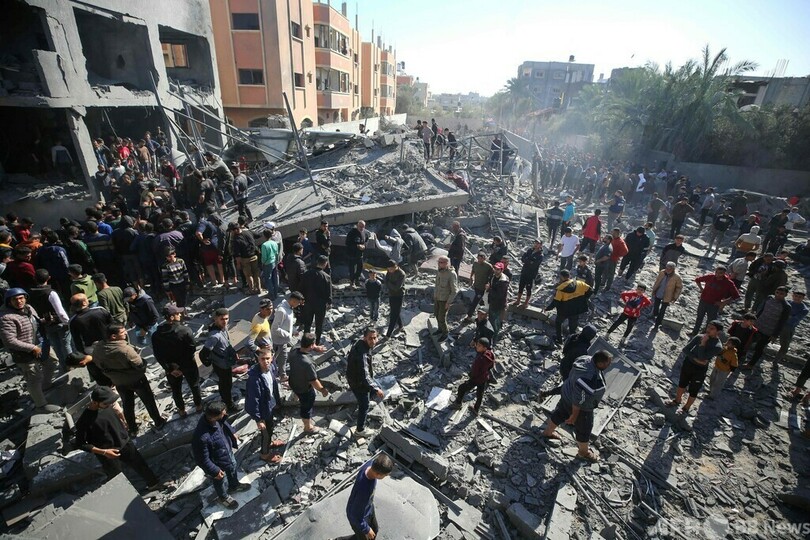 ガザ難民キャンプ空爆、70人死亡 保健当局