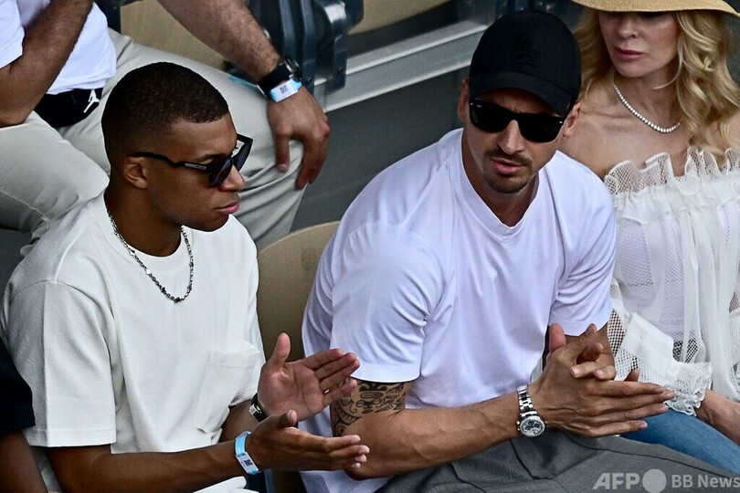 エムバペとイブラが全仏テニス決勝を観戦