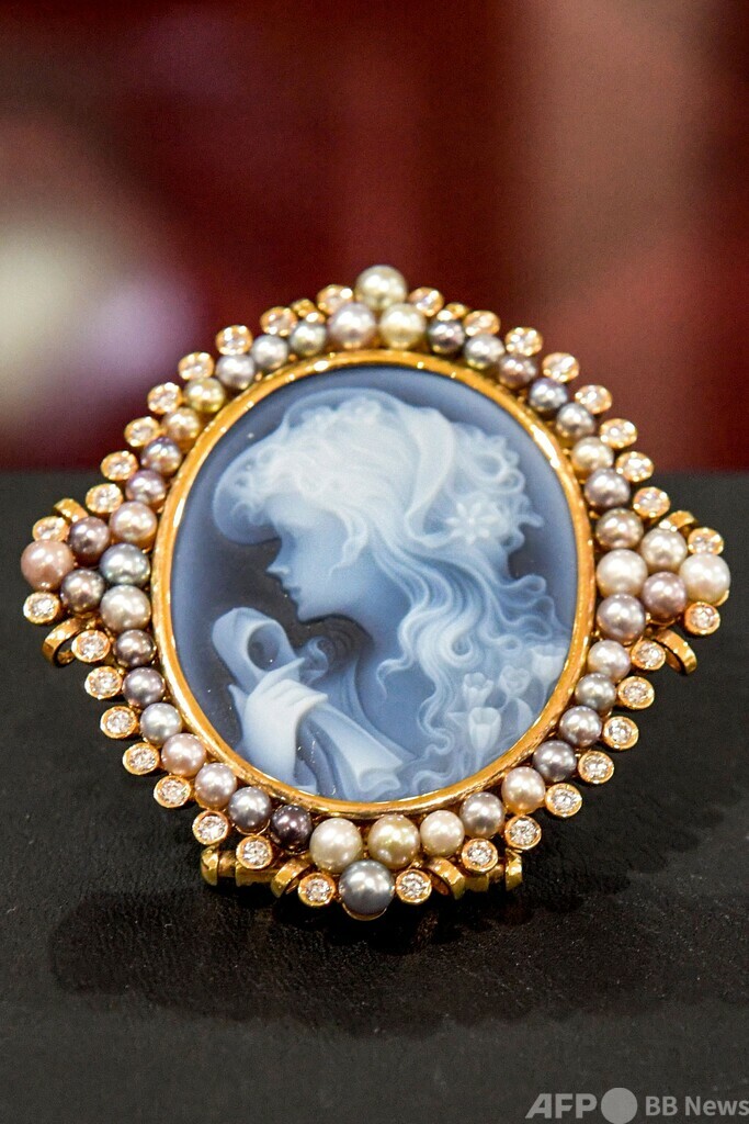 天然のみの伝統守る バーレーン真珠産業