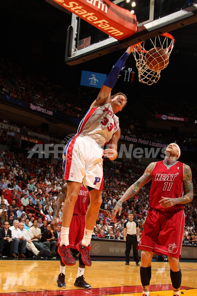 ヒートの連勝が10でストップ、ピストンズに敗れる