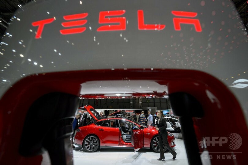 米テスラ、自動運転システムを更新 命救えた可能性「非常に高い」