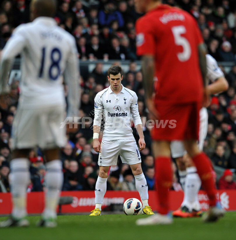 リバプールがジェラードのPKでトッテナムに競り勝つ