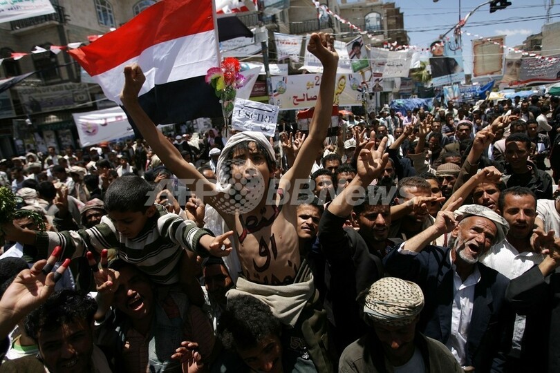 イエメン治安部隊と有力部族が衝突、38人死亡