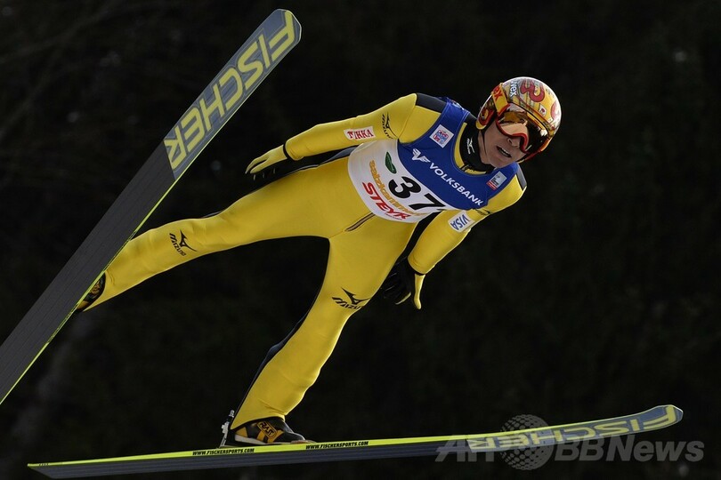 41歳の葛西が史上最年長優勝、ジャンプW杯男子