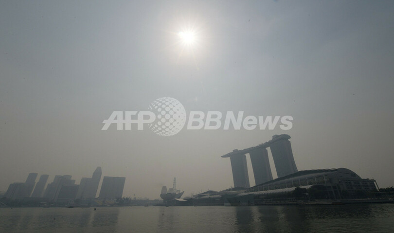 シンガポールは「子供っぽい」、煙害めぐりインドネシアが反論
