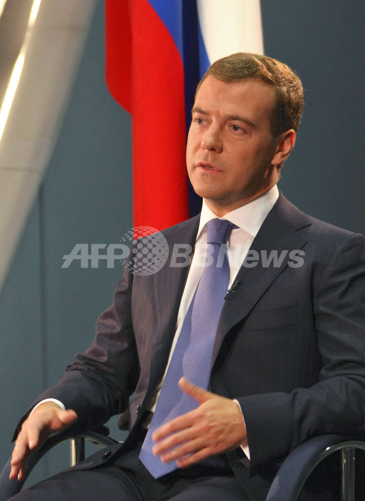 露大統領、グルジア大統領は「存在しないも同然」