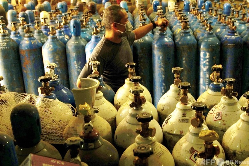 インドネシアでコロナ感染者急増、首都などに部分的ロックダウン