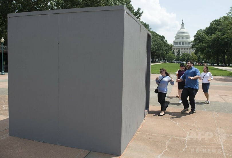 「ガザからの攻撃」防ぐシェルター、米首都でアート作品展示