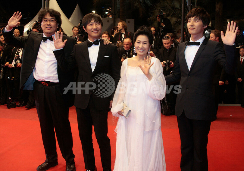 ポン・ジュノ監督新作『マザー』大好評、カンヌ国際映画祭