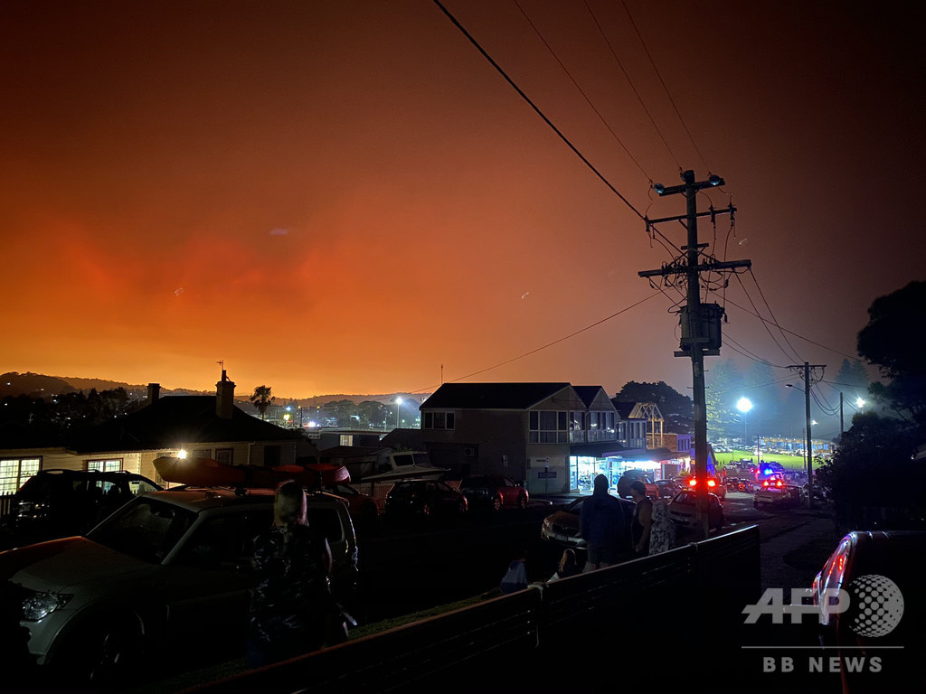 オーストラリア森林火災 沿岸の観光地に4000人 消防が特別救助隊 写真12枚 国際ニュース Afpbb News