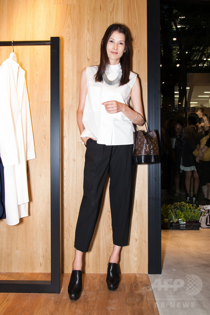エンフォルド 丸の内店オープニングパーティーに華やかなゲスト 写真12枚 マリ クレール スタイル Marie Claire Style エンフォルド 丸の内店オープニングパーティーに華やかなゲスト 写真12枚 マリ クレール スタイル Marie Claire Style