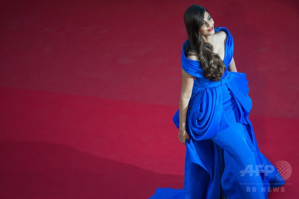 カンヌ4日目、ナタリー・ポートマンにシエナ・ミラーほか華やかなレッドカーペット