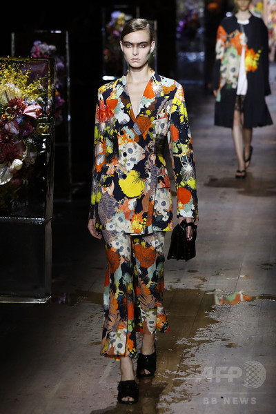 「ドリス ヴァン ノッテン」17年春夏