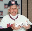 米大リーグ（MLB）ロサンゼルス・ドジャースなどで活躍した殿堂入り投手のドン・サットンさん。1月18日死去、75歳（1998年1月6日撮影）。(c)Don EMMERT/ AFP