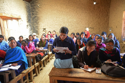 13歳で誘拐され結婚、「ダリット」の少女たち ネパール