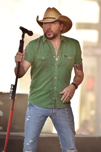 ラスベガス銃乱射、当時演奏の歌手がTV出演 国民に団結呼び掛け