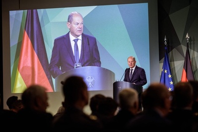 独首相、連邦軍を欧州で「最も装備充実した」軍隊に