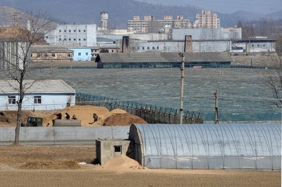 北朝鮮で謎の伝染病、子ども数十人が死亡か