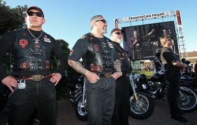 豪政治家「ゲーマー怖い」、成人指定導入の是非めぐり脅迫状