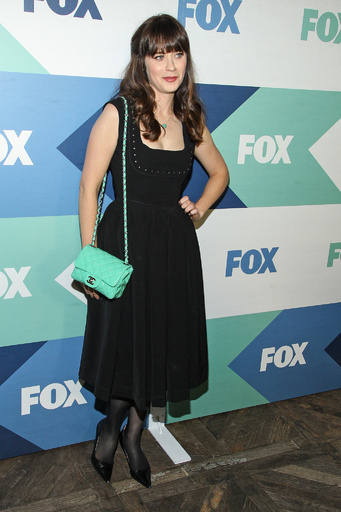 デシャネル姉妹、FOXオールスターサマーパーティに出席