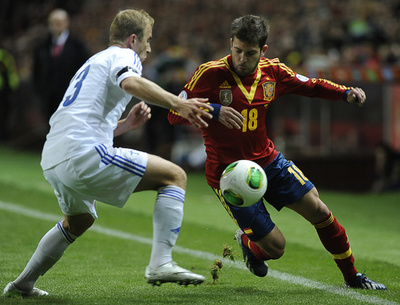 アルバがフランス戦欠場へ、シャビは練習に復帰