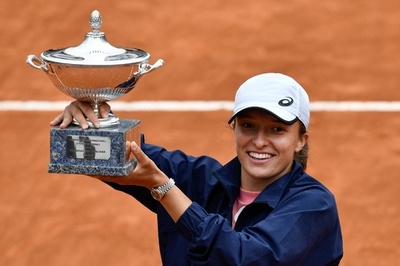 シフィオンテクが完勝でイタリア国際優勝、ツアー3勝目