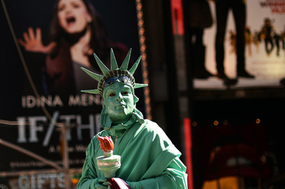 賃金が上がらない、好調な米経済に置き去りの労働者