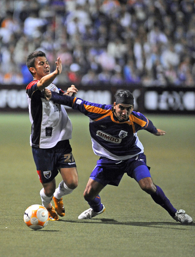 デポルティボ・サプリサ 2戦合計4-2で準決勝へ