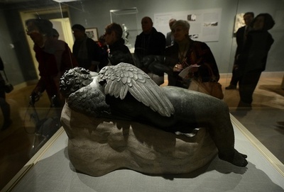 現代とほぼ変わらない紀元前3世紀の「愛の姿」