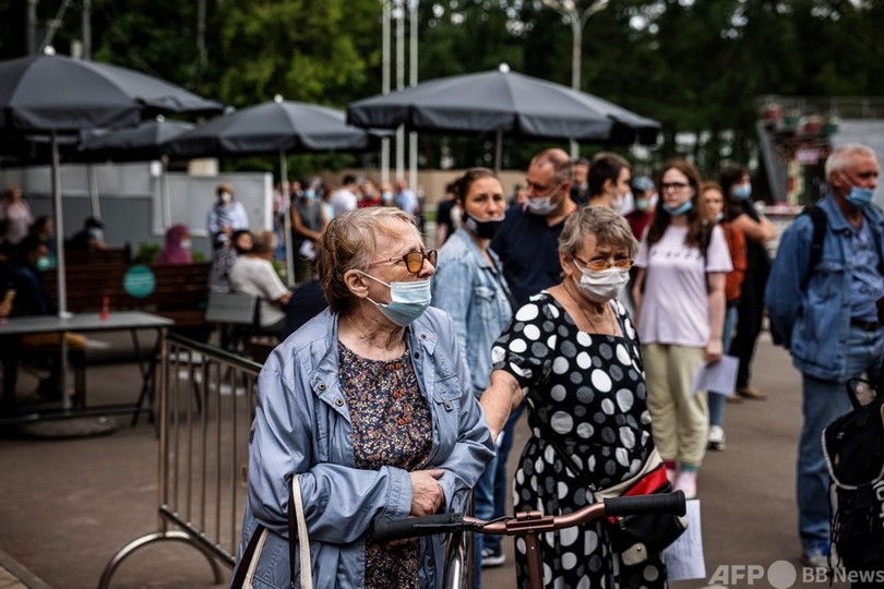 ロシア、1日のコロナ死者過去最多 ロックダウン実施は否定
