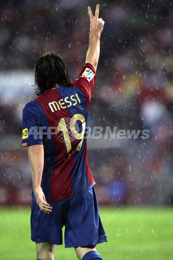 ＜サッカー リーガエスパニョーラ＞バルセロナ アトレティコ・マドリードに大勝 - スペイン