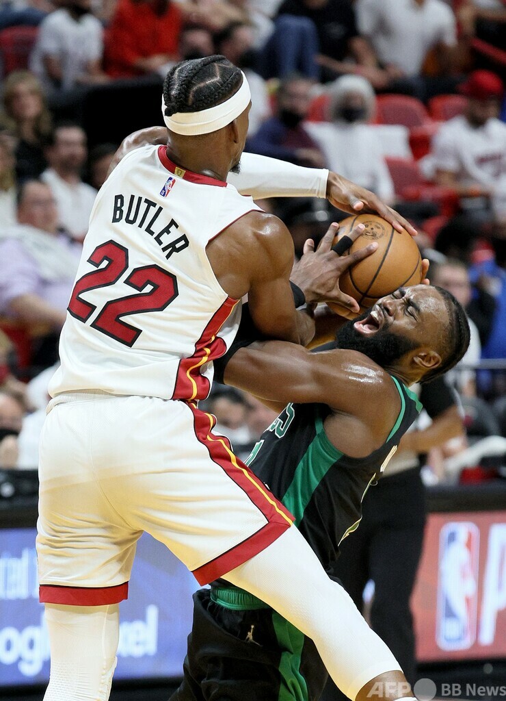 セルティックスがファイナル進出に王手 NBA東決勝