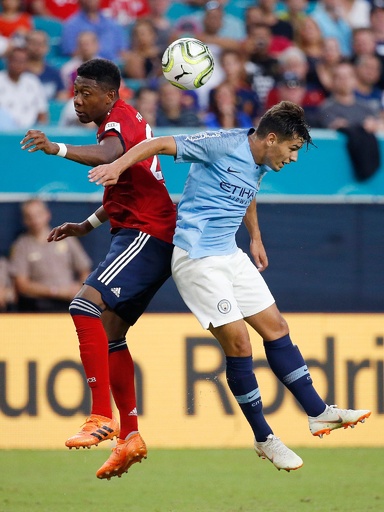 マンc バイエルンに逆転勝利もマフレズが負傷 写真6枚 国際ニュース Afpbb News