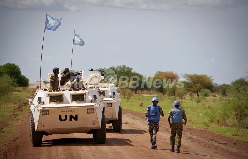 スーダンの国連基地に砲撃、平和維持要員1人死亡 スーダンの国連基地に砲撃、平和維持要員1人死亡