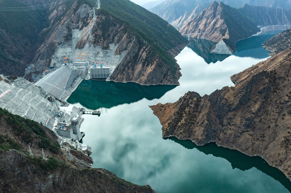雅礱江両河口水力発電所、発電ユニット全6基が稼働 四川省 写真