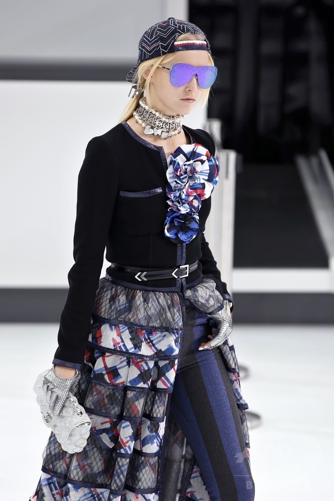 「シャネル」16年春夏コレクション