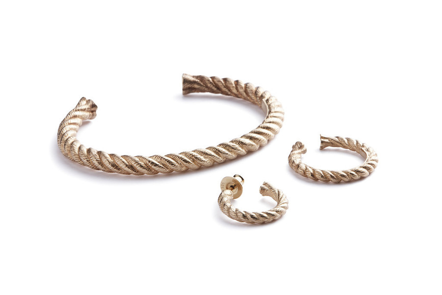 「クリスチャンダダ」初のホリデージュエリーコレクション発売