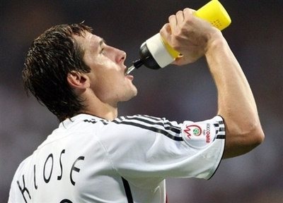 ヴェルダー・ブレーメン クローゼの移籍へ態度を軟化