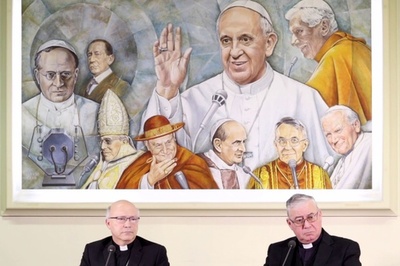 カトリック聖職者14人、性的虐待で職務剥奪 チリ