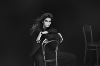 カイア・ガーバーがミューズに、「オメガ」新作レディスウオッチ