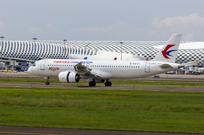 中国製大型旅客機C919  上海-深セン便に初就航