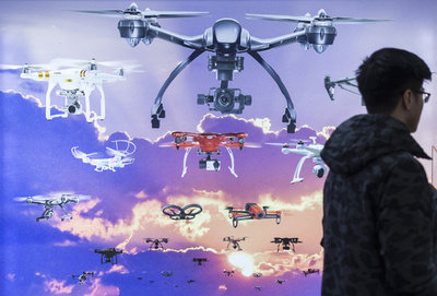 米国のドローン数、20年までに700万機に 米当局