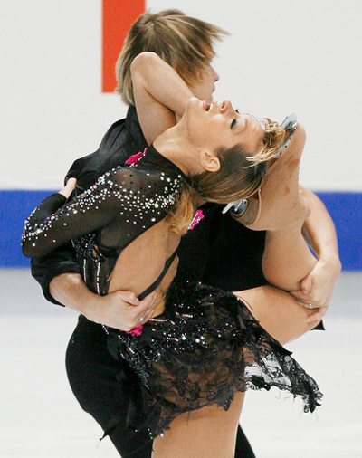＜07世界フィギュアスケート選手権＞アイスダンス、デンコワ／スタビスキー組 オリジナルダンスをトップで終え総合首位につける - 東京