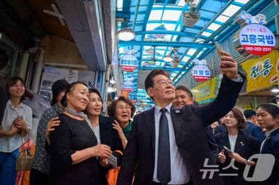 韓国・李在明大統領、日韓首脳会談前日に故郷・安東の市場を訪問