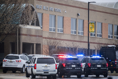 米高校での発砲事件、脳死の女子生徒が死亡 生命維持装置外され
