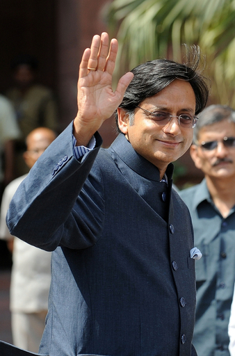 インド閣僚が失言でツイッターはモーたくさん？